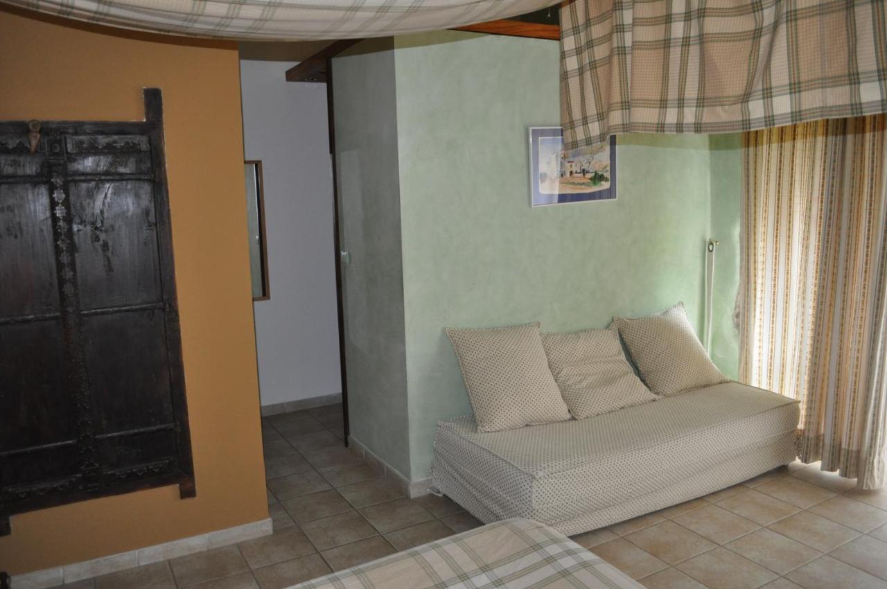 Domaine De Blancardy Hotel Moules-et-Baucels Ngoại thất bức ảnh