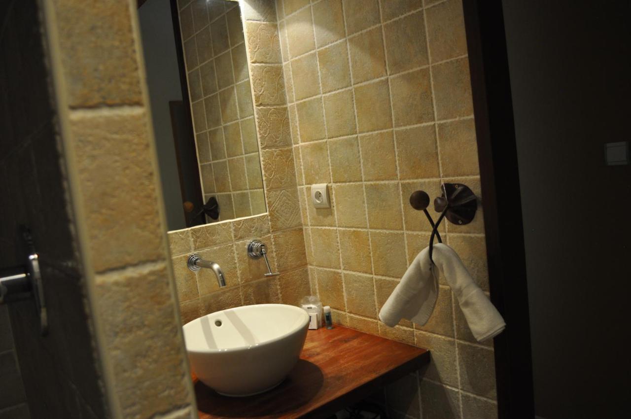 Domaine De Blancardy Hotel Moules-et-Baucels Ngoại thất bức ảnh
